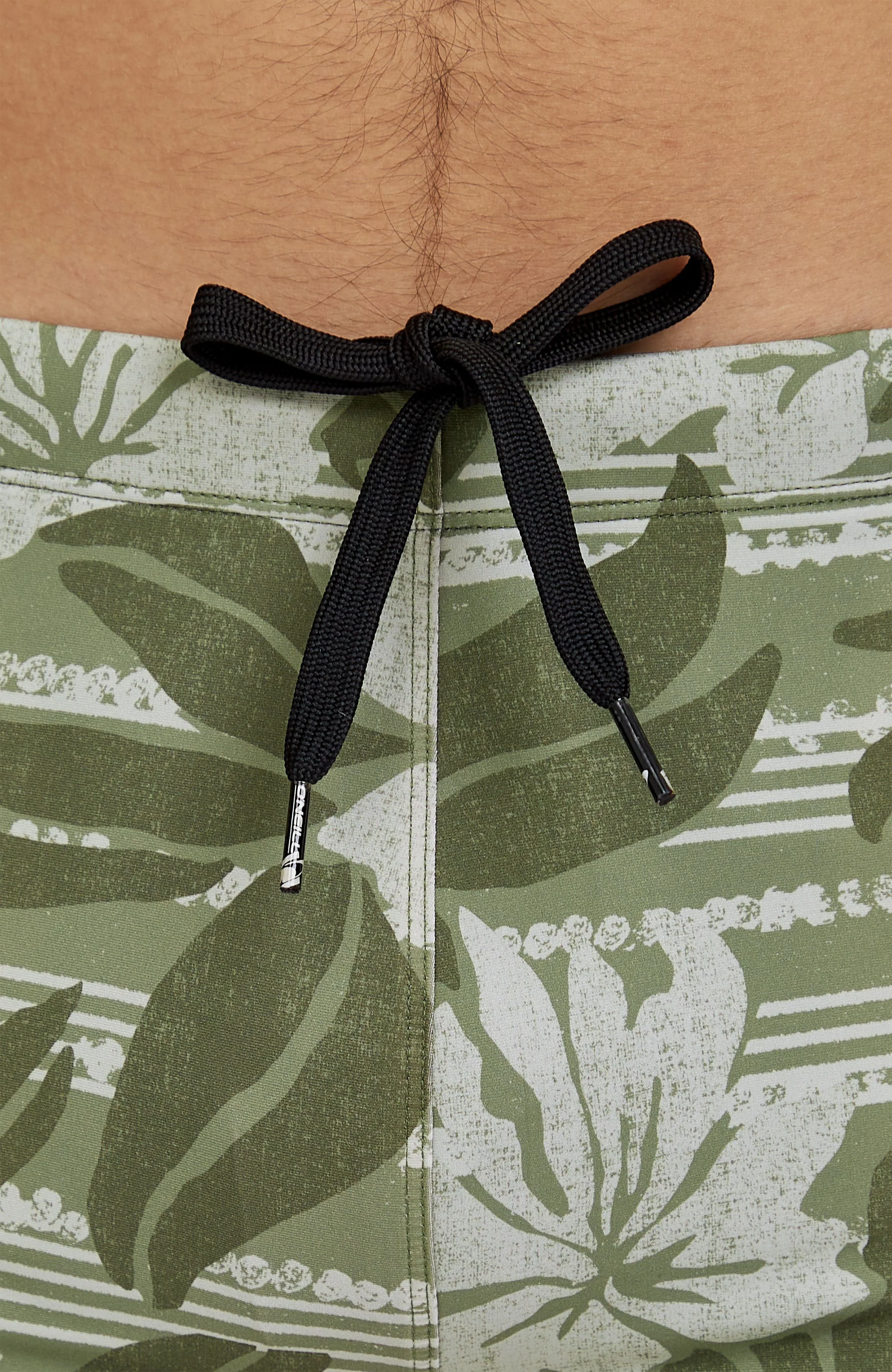Essentials Floral Racer Badehose | Green Tonal Dusty Flower - Image 4